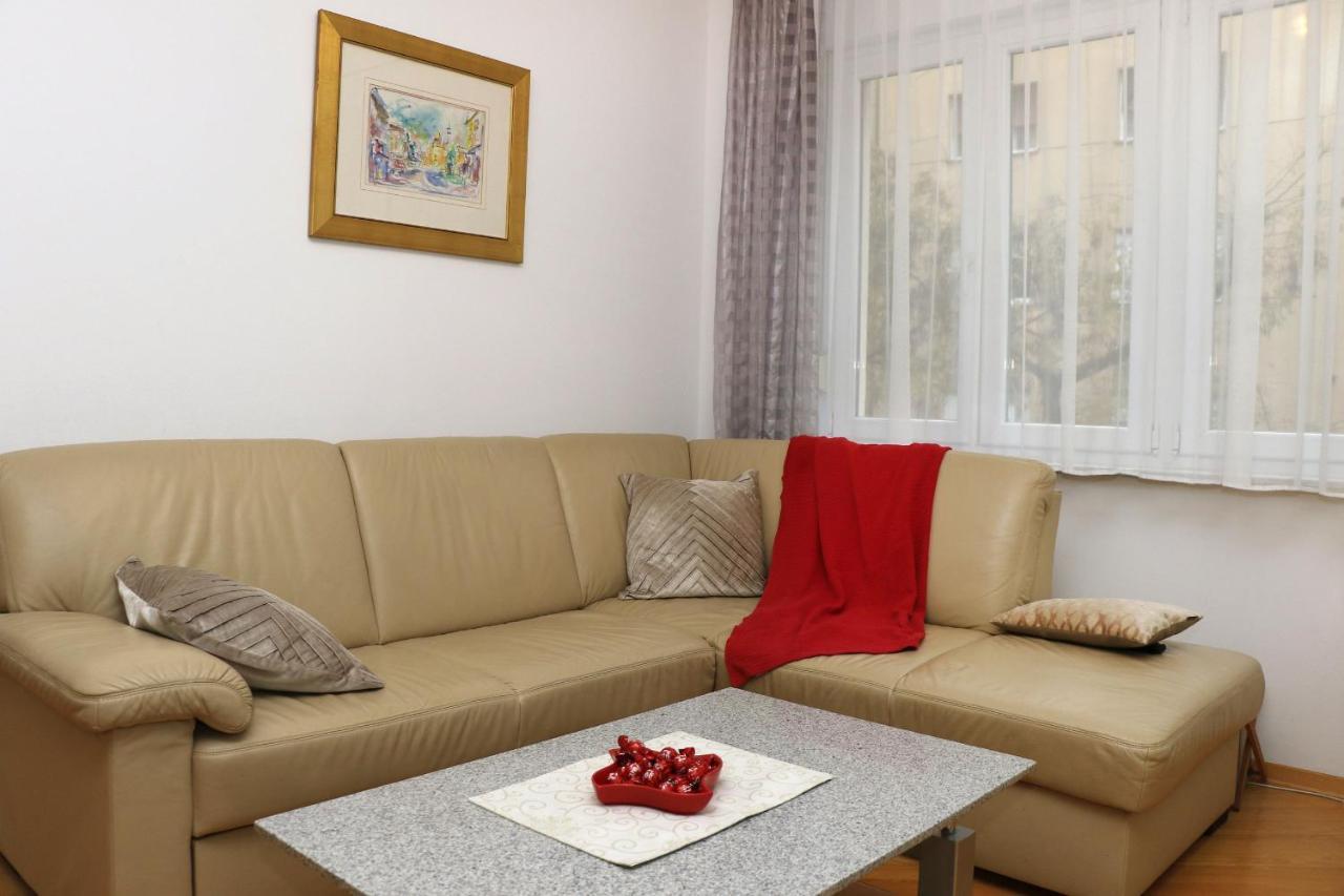 Apartment Elena 1, Zagreb City With Garage Экстерьер фото